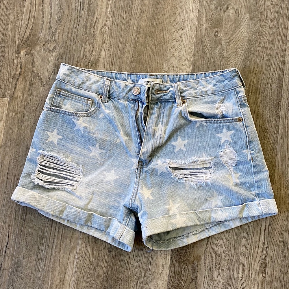 ‼️SALE‼️Forever 21 High Rise Denim Star Shorts